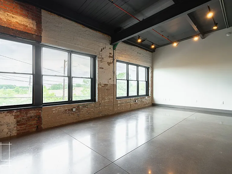 Wonder Bread Lofts — Photo 68