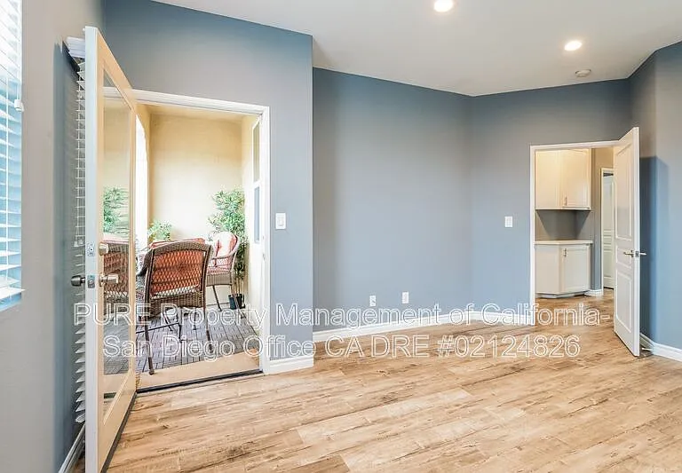 740 Mariposa Cir — Photo 11