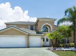 1354 Pebble Ridge Ln, West Palm Beach, FL 33411