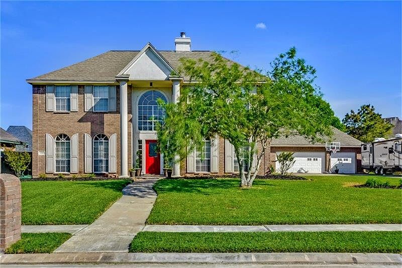 1st image of 218 Tearose Ln