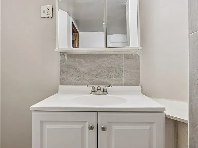 1128 W Diversey Pkwy #1G — Photo 16