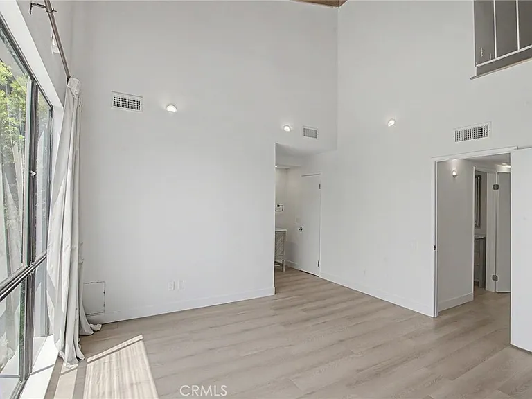 10793 Ashton Ave #14 — Photo 16