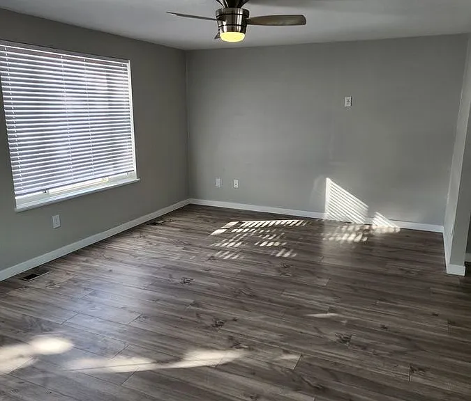 16307 E Brunswick Pl — Photo 2