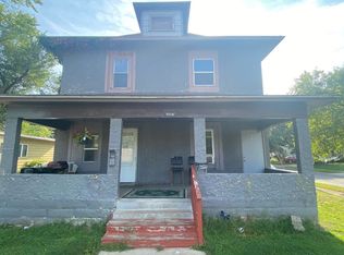 3003 Cambridge St UNIT 2, Des Moines, IA 50313