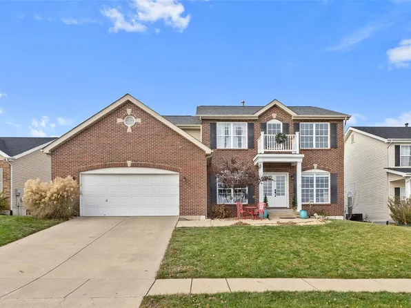 907 Forbes Dr, Waterloo, IL 62298