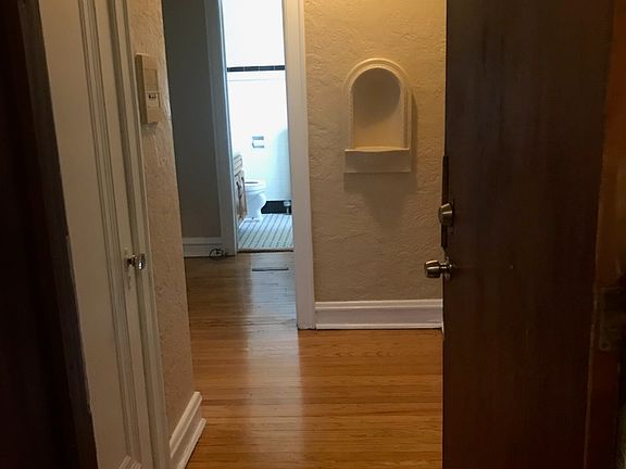 5th image of 1121 E 82nd St #11244103