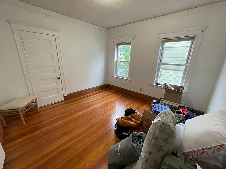10 Dickson St #1 — Photo 16