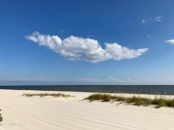 Village Ln, Pass Christian, MS 39571