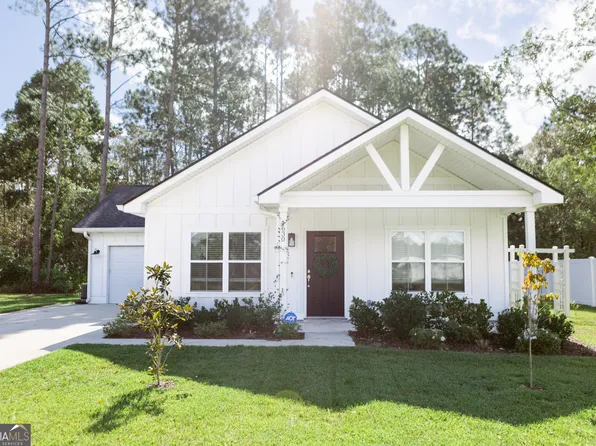 1630 Ashantilly Dr, Darien, GA 31305