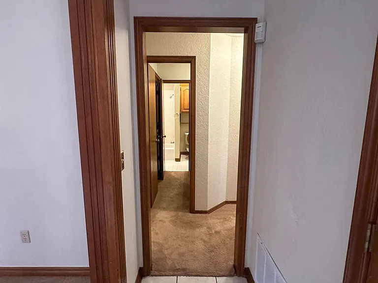 5524 Woodmont Dr — Photo 29