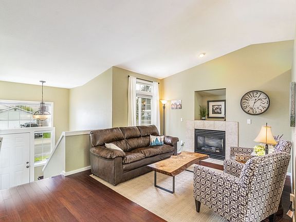 2nd image of 1819 66th Avenue Ct NE