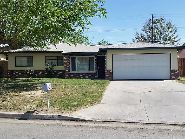 4412 Gordon St — Photo 1