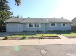 138 S Parallel Ave, Ripon, CA 95366