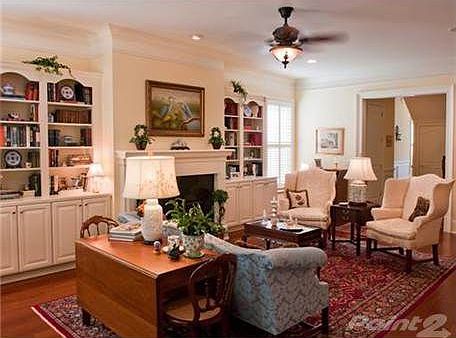 4th image of 15 Paddington Cir #15