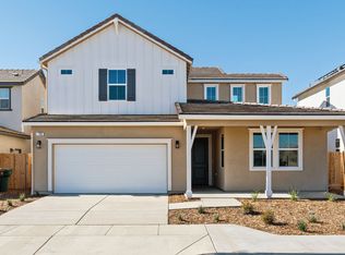 195 N Montana De Oro St, Tulare, CA