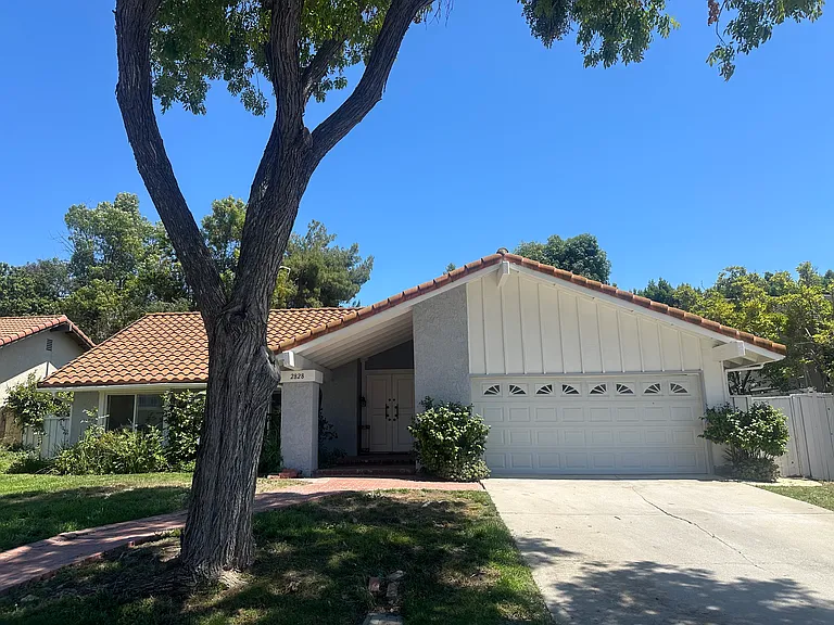 2828 E Wasatch Ct — Photo 18