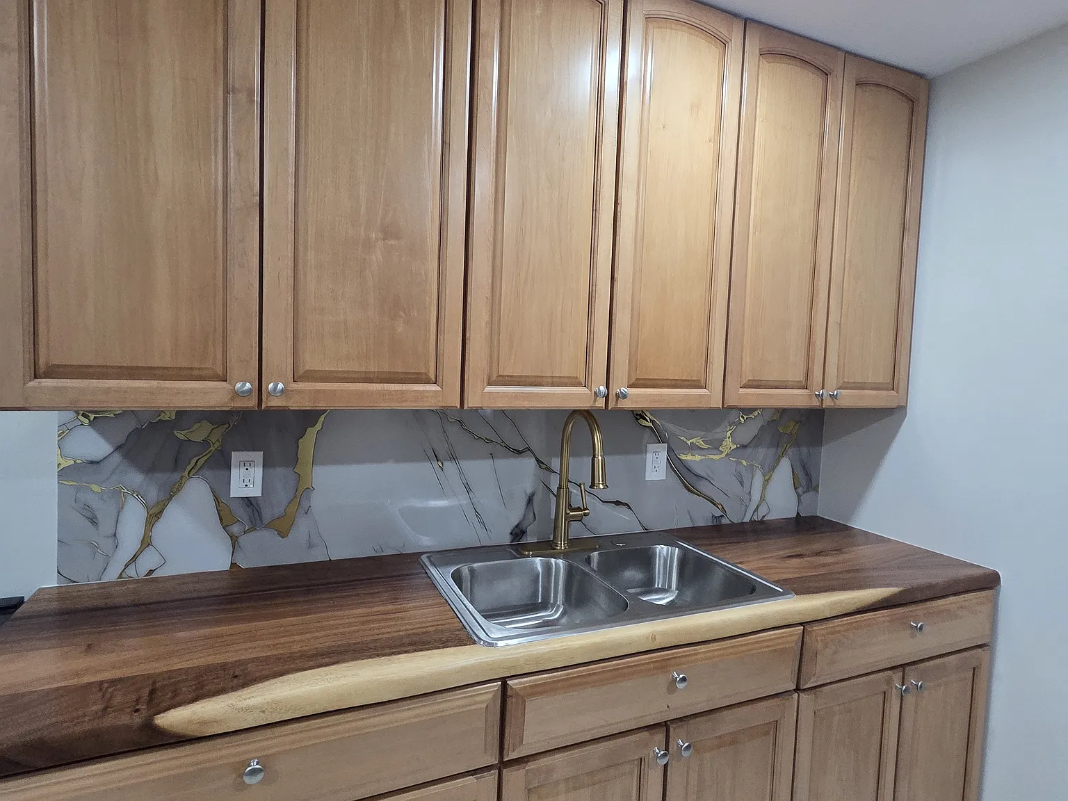 631 Hamilton Ave — Photo 2