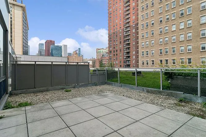 1 E 8th St #1019 — Photo 13