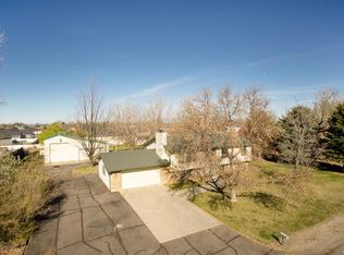 943 N 2600 W, Clinton, UT 84015