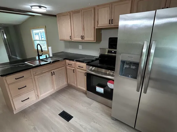 635 E River Rd, Worthville, KY 41098
