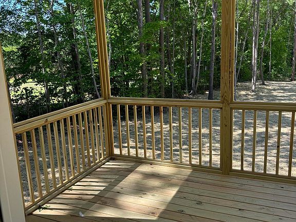 4th image of 1177 S Big Woods Rd