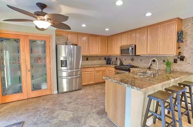 23377 Badger Creek Ln — Photo 4