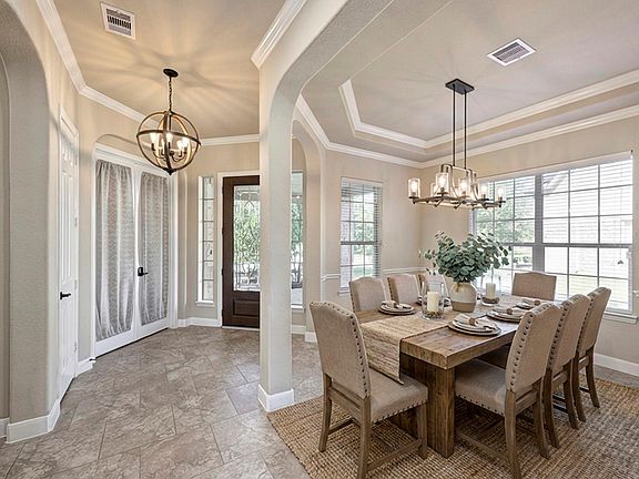 3rd image of 11 Red Wagon Dr