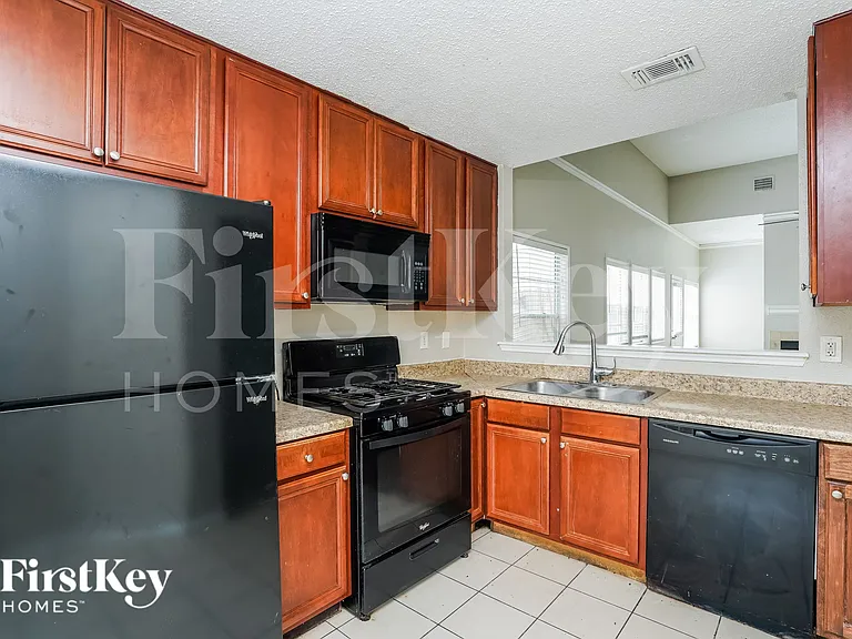 14615 Briton Cove Dr — Photo 6