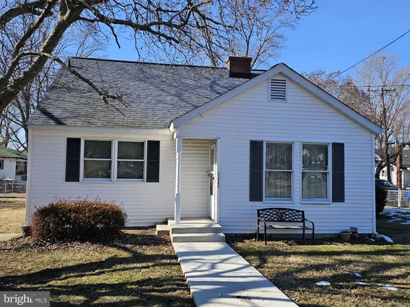 22805 Lawrence Ave, Leonardtown, MD 20650