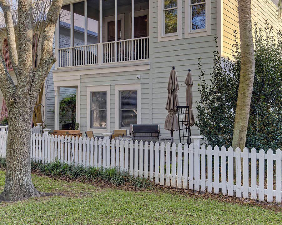 1st image of 37 Chapel Hill Rd