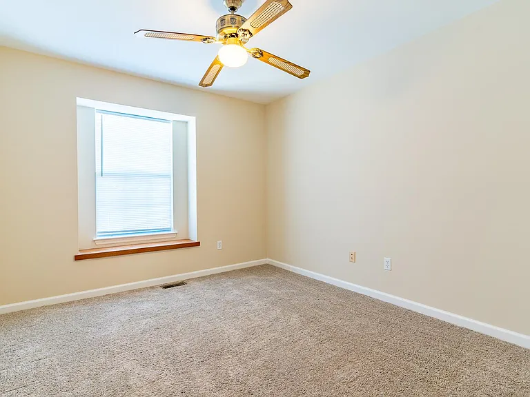 8706 Ellington Way — Photo 11