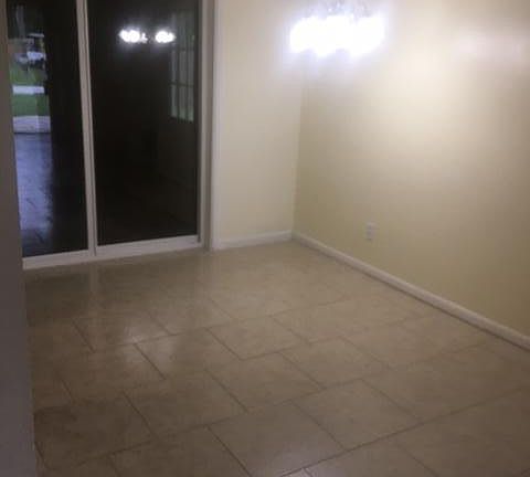 3rd image of 365 Edson Dr