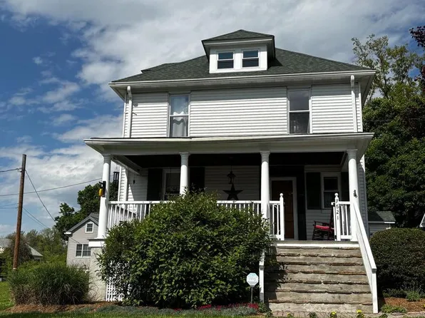 7621 Mellor Ave, Sykesville, MD 21784