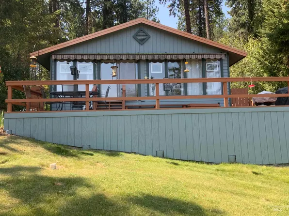 16 Leisure Ln, Garden Valley, ID 83622