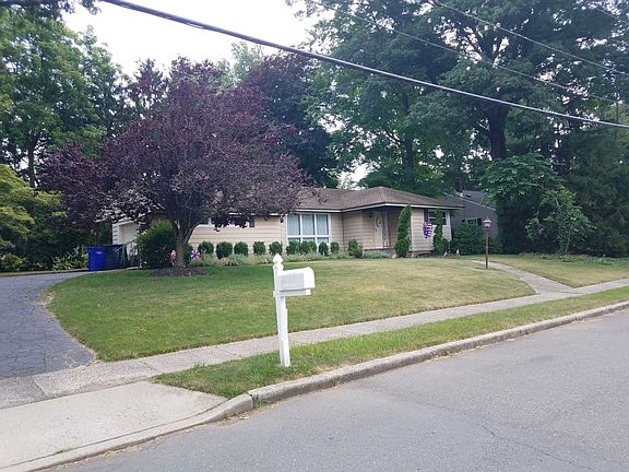 3rd image of 1066 Kearney Dr