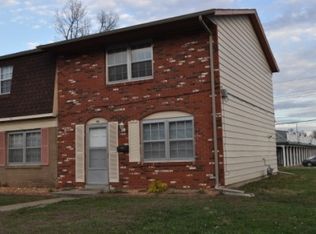 6 Potomac Dr, Fairview Heights, IL 62208