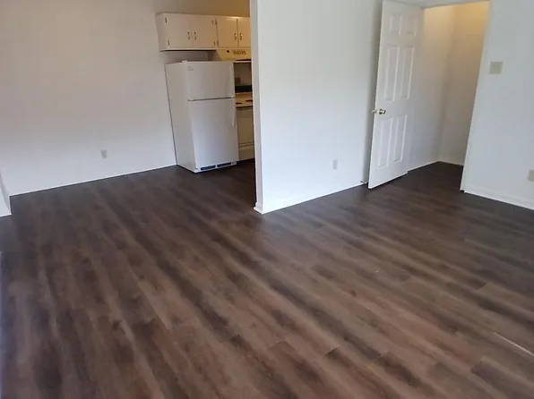 Yorktowne Apartments
