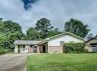 5821 Fallview Dr, Jackson, MS 39211