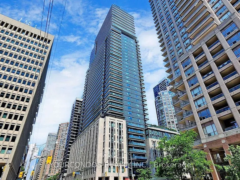 955 Bay St #1307 — Photo 1