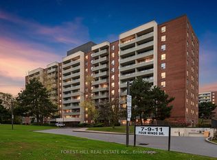 9 Four Winds Dr #1103, Toronto, ON M3J2S8