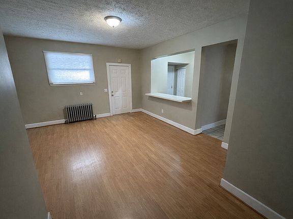 2nd image of 128 Meigs St APT 2