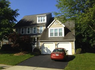 13748 Cabells Mill Dr, Centreville, VA 20120