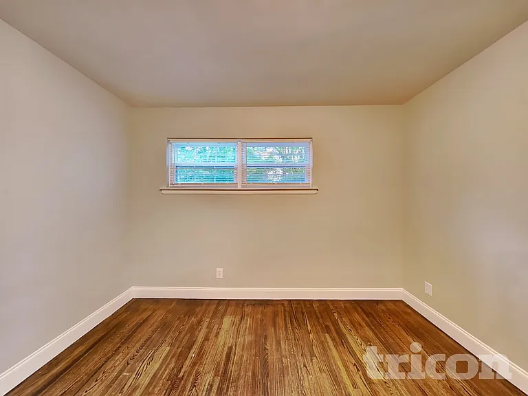 350 Waycross Dr — Photo 9
