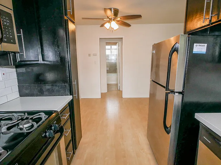 4640 Bancroft St — Photo 11