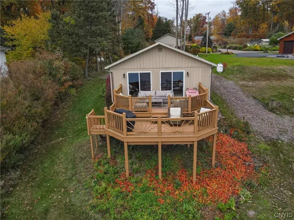 1632 Drive 35, North Bay, NY 13042