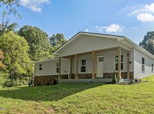 1711 Dave Buck Rd, Johnson City, TN 37601