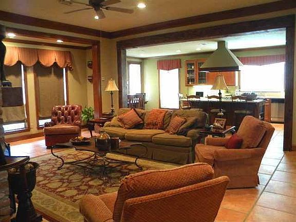 2nd image of 2280 Turningleaf Dr