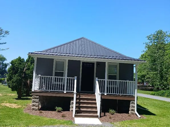 229 Frederick St, Mill Hall, PA 17751