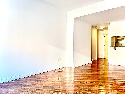 1st image of 401 W 22nd St APT 4B