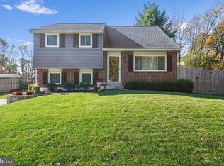 30 Woodview Rd, Malvern, PA 19355